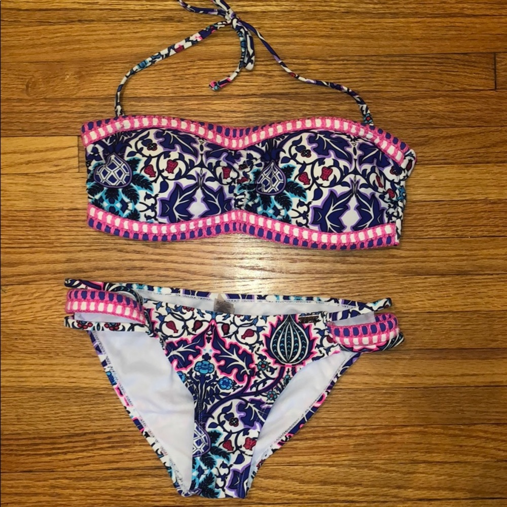 Two piece bathing suit.